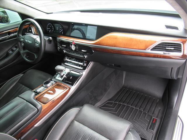 Photo of 2017 Casablanca White Genesis G90