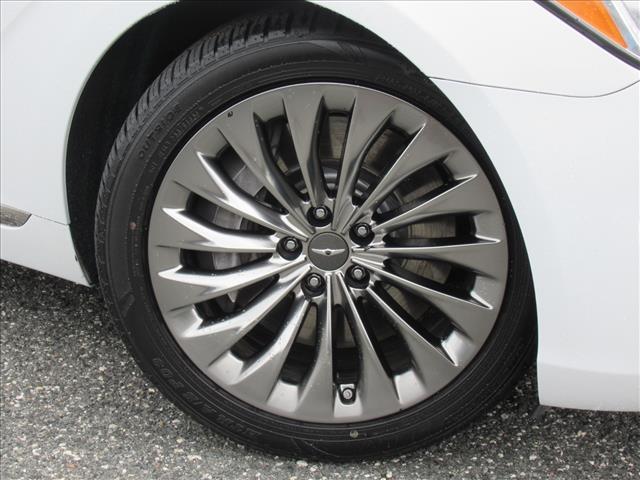 Photo of 2017 Casablanca White Genesis G90