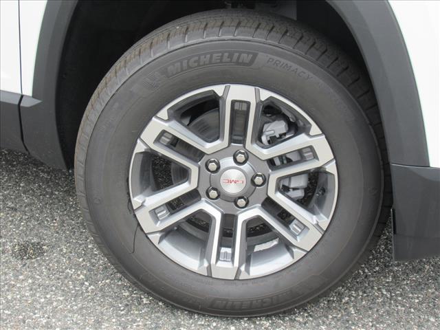 Photo of 2026 Summit White GMC Terrain