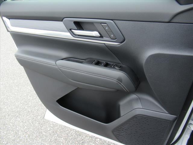 Photo of 2026 Summit White GMC Terrain