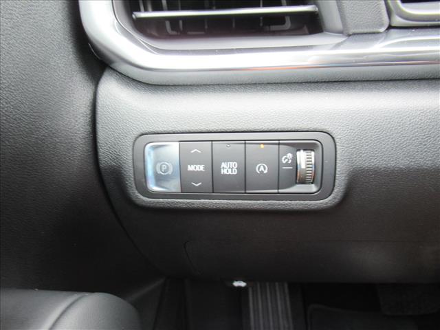 Photo of 2026 Summit White GMC Terrain