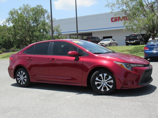 Photo of 2022 Ruby Flare Pearl Toyota Corolla Hybrid