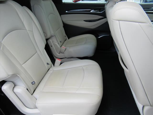 Photo of 2021 White Frost Tricoat Buick Enclave
