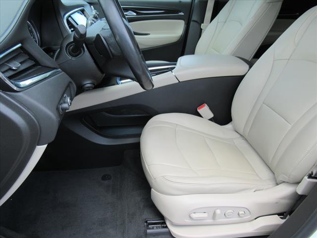 Photo of 2021 White Frost Tricoat Buick Enclave