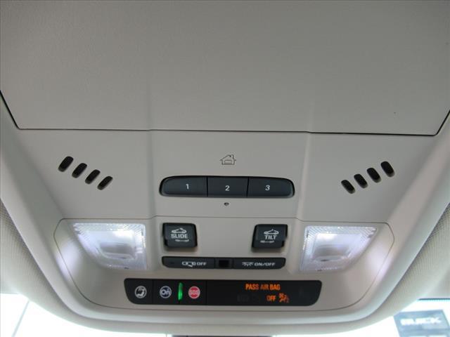 Photo of 2021 White Frost Tricoat Buick Enclave