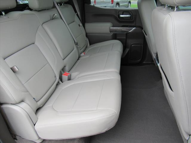 Photo of 2022 Silver Ice Metallic Chevrolet Silverado 1500