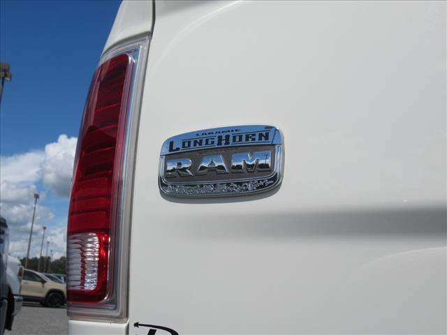 Photo of 2018 Pearl White RAM 3500