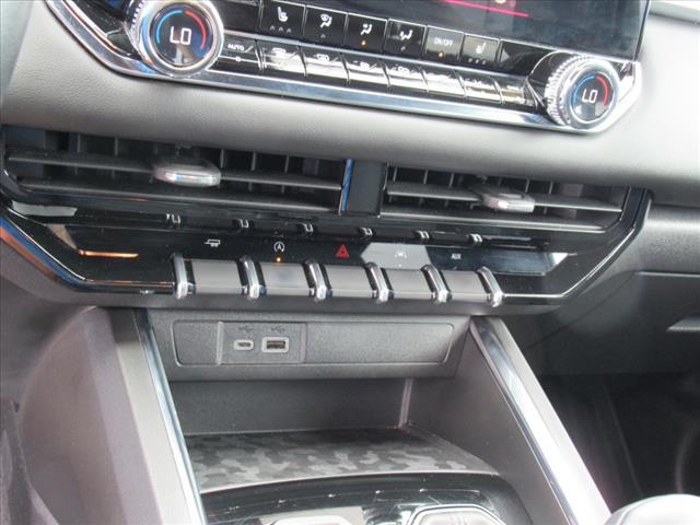 Photo of 2023 Red GMC Canyon