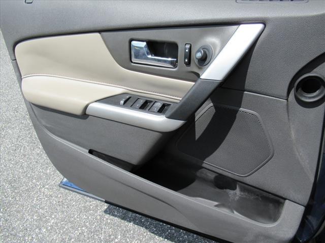 Photo of 2012 Dark Blue Pearl Metallic Ford Edge