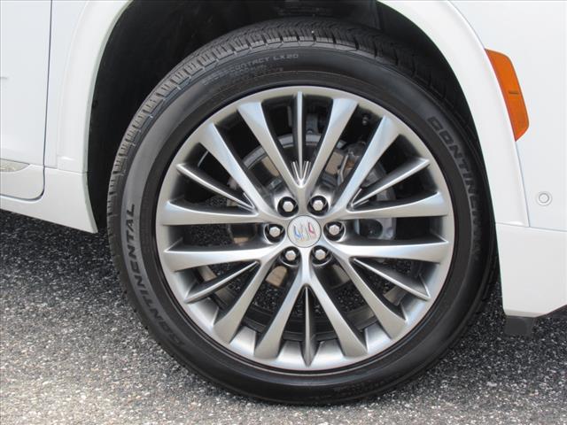 Photo of 2025 White Frost Tricoat Buick Enclave