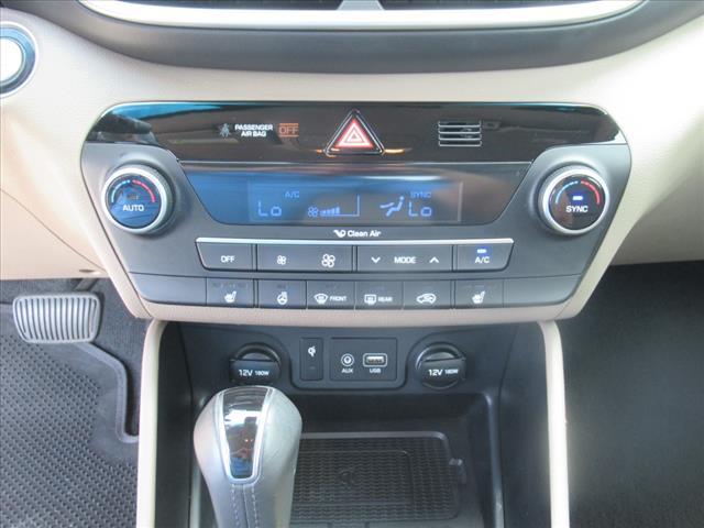 Photo of 2019 Dazzling White Hyundai TUCSON
