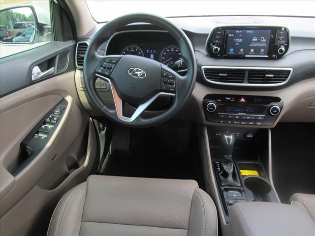 Photo of 2019 Dazzling White Hyundai TUCSON