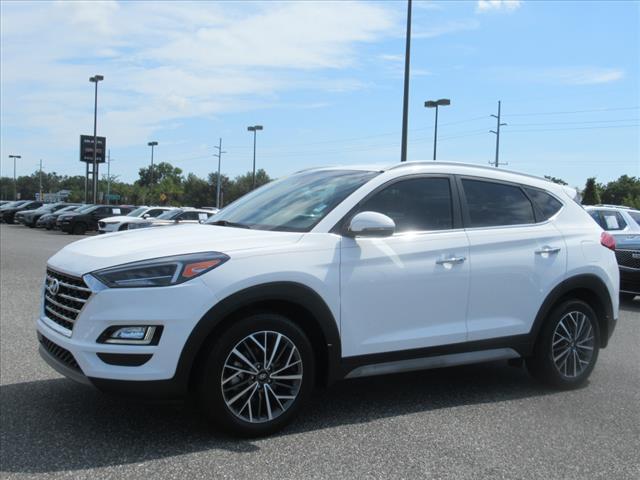 Photo of 2019 Dazzling White Hyundai TUCSON