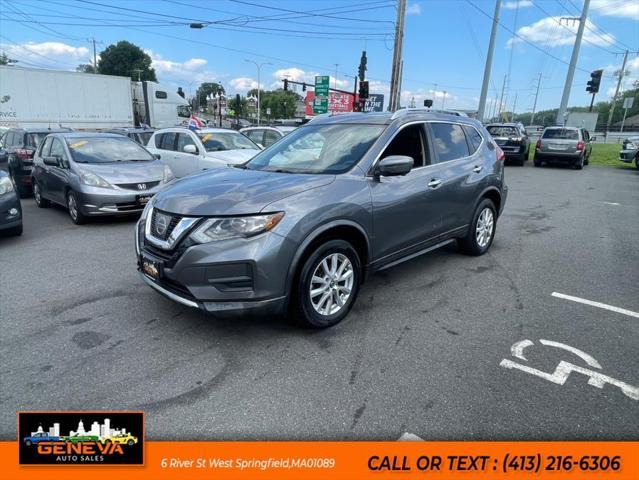 Photo of 2017 Gun Metallic Nissan Rogue