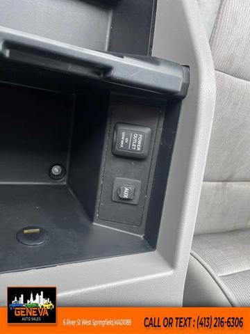 Photo of 2012 Polished Metal Metallic Honda Pilot
