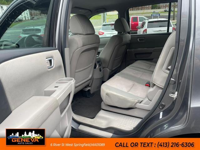 Photo of 2012 Polished Metal Metallic Honda Pilot