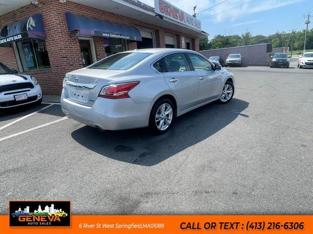 Photo of 2013 Brilliant Silver Metallic Nissan Altima