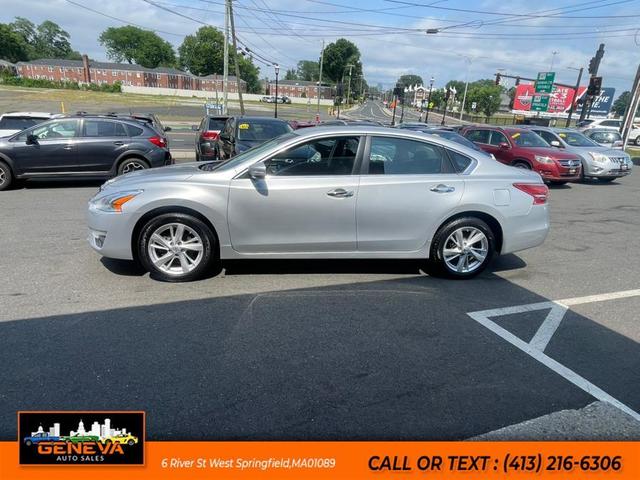 Photo of 2013 Brilliant Silver Metallic Nissan Altima