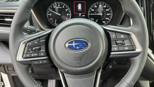 Photo of 2025 Crystal White Pearl Subaru Ascent