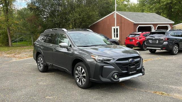 Photo of 2025 Crystal Black Silica Subaru Outback