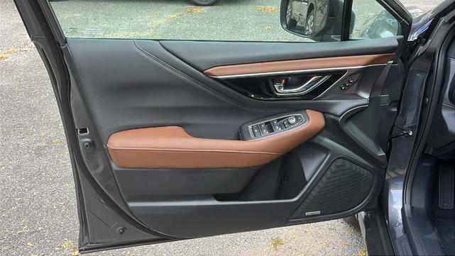 Photo of 2025 Crystal Black Silica Subaru Outback