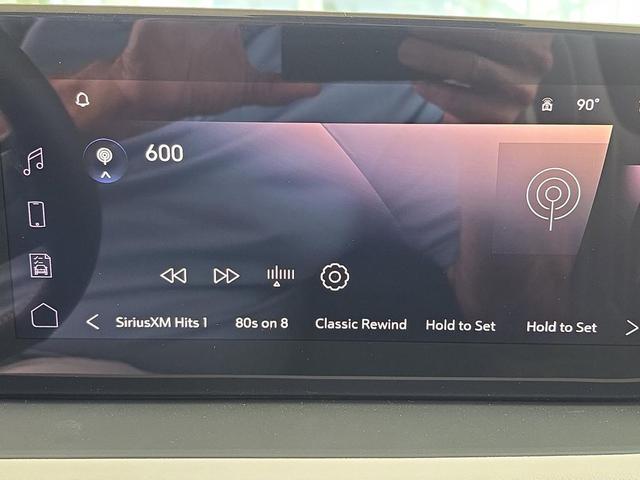 Photo of 2026 White Frost Tricoat Buick Encore GX