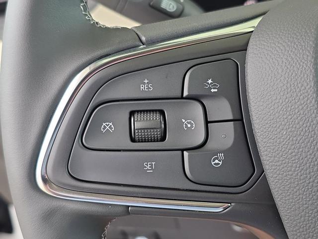 Photo of 2026 White Frost Tricoat Buick Encore GX