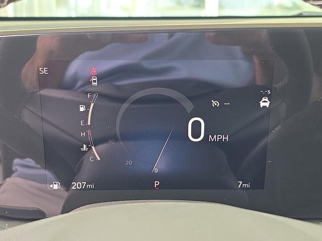 Photo of 2026 White Frost Tricoat Buick Encore GX