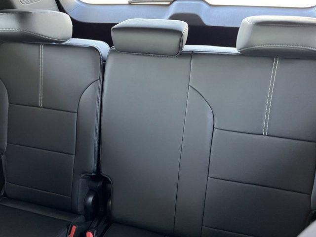 Photo of 2026 Summit White GMC Acadia