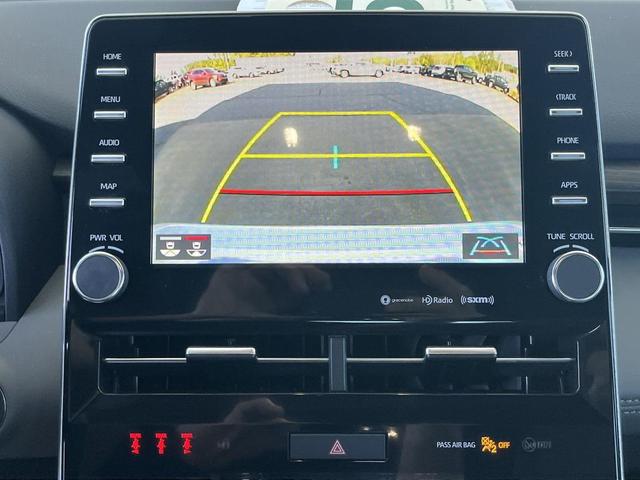 Photo of 2022 Wind Chill Pearl Toyota Avalon