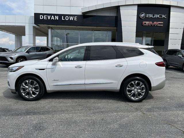 Photo of 2019 White Frost Tricoat Buick Enclave