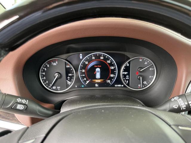 Photo of 2019 White Frost Tricoat Buick Enclave