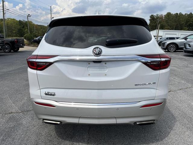 Photo of 2019 White Frost Tricoat Buick Enclave