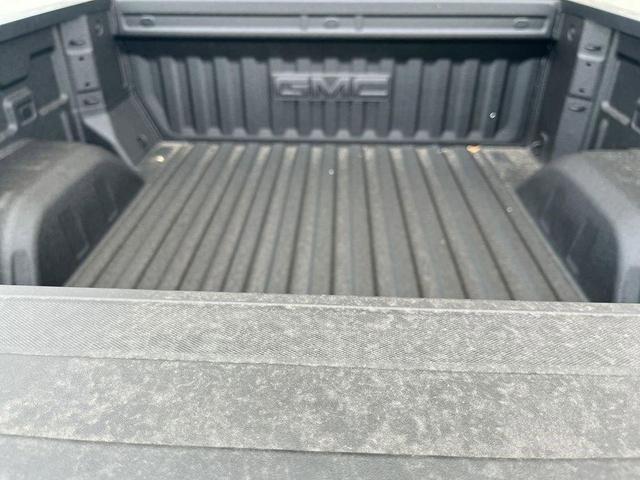 Photo of 2025 Onyx Black GMC Sierra 1500