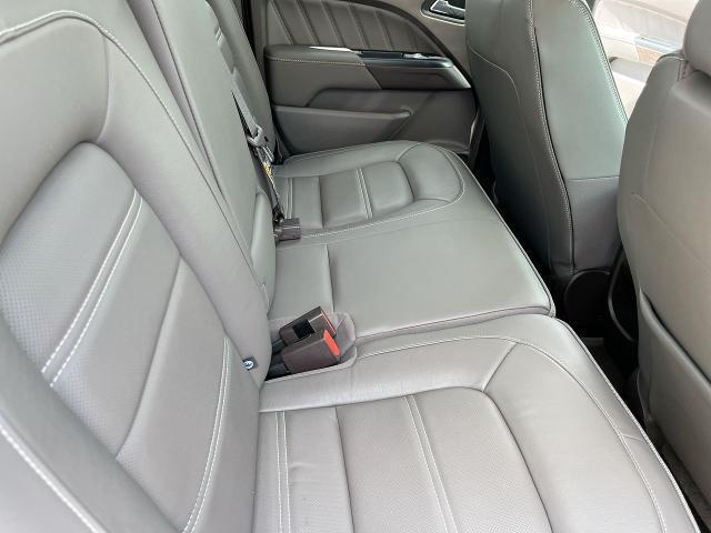 Photo of 2021 Summit White GMC Canyon