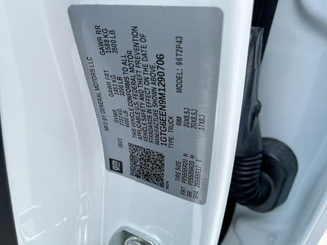 Photo of 2021 Summit White GMC Canyon