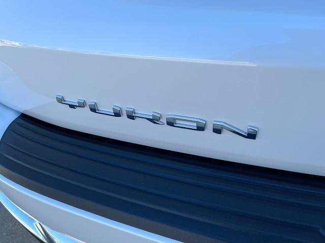 Photo of 2025 White Frost Tricoat GMC Yukon XL