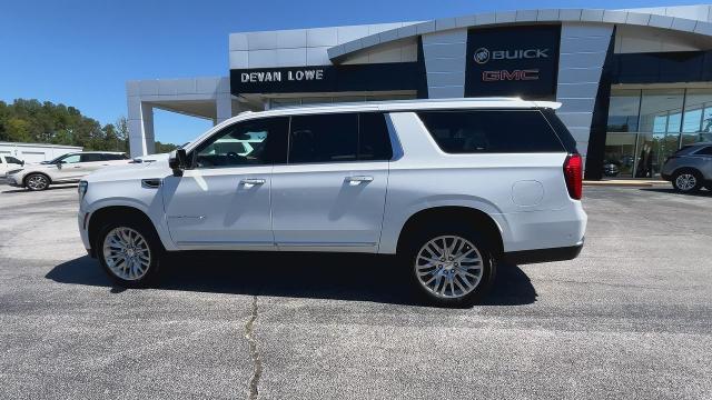 Photo of 2025 White Frost Tricoat GMC Yukon XL