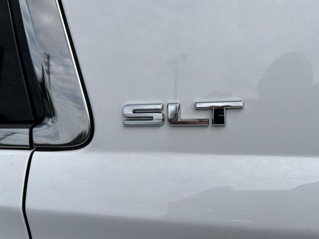 Photo of 2015 Summit White GMC Yukon