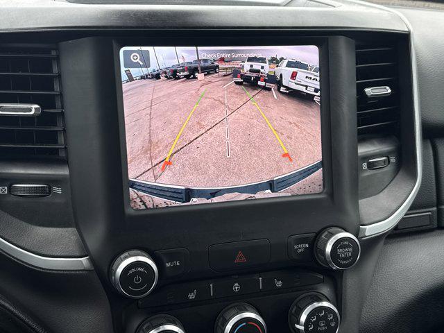 Photo of 2023 Diamond Black Crystal Pearlcoat RAM 1500