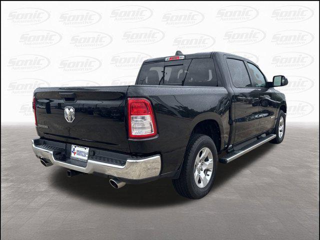 Photo of 2023 Diamond Black Crystal Pearlcoat RAM 1500