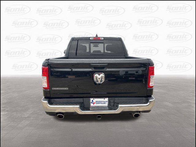 Photo of 2023 Diamond Black Crystal Pearlcoat RAM 1500