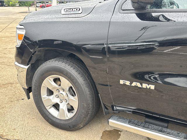 Photo of 2023 Diamond Black Crystal Pearlcoat RAM 1500