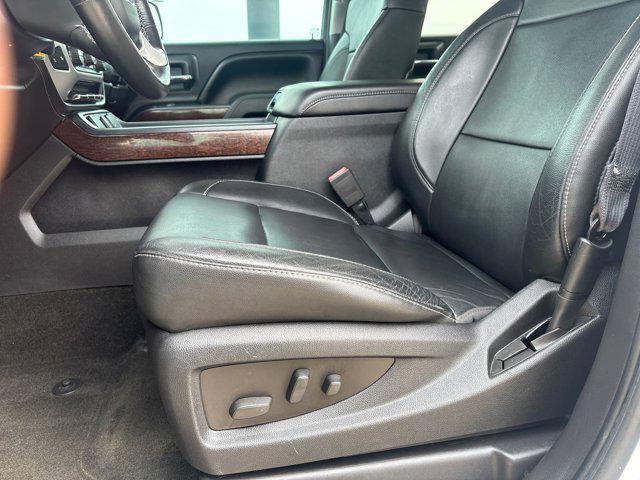 Photo of 2015 Summit White GMC Sierra 1500