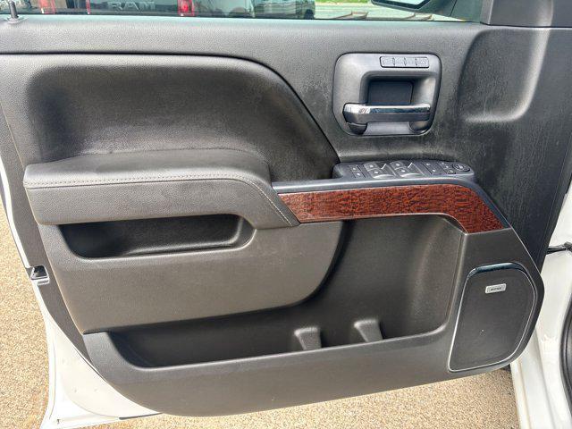 Photo of 2015 Summit White GMC Sierra 1500