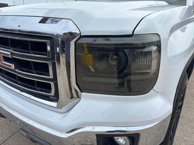 Photo of 2015 Summit White GMC Sierra 1500