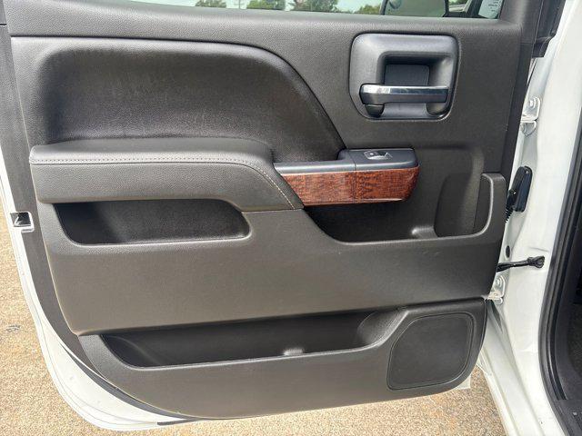 Photo of 2015 Summit White GMC Sierra 1500
