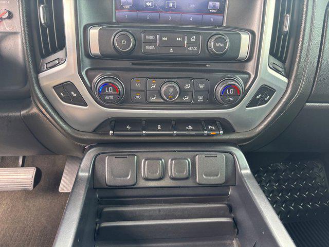 Photo of 2015 Summit White GMC Sierra 1500