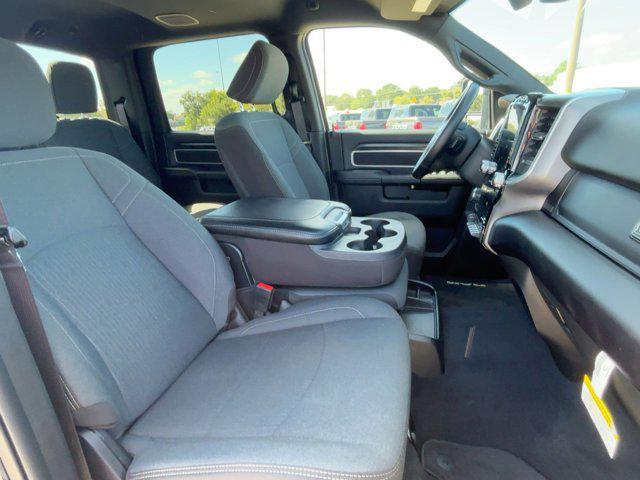 Photo of 2024 Diamond Black Crystal Pearlcoat RAM 2500