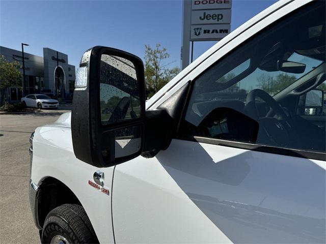 Photo of 2025 Bright White Clearcoat RAM 2500